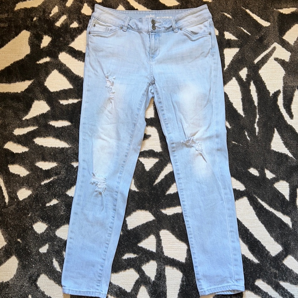 New York & Company Jeans boyfriend, distressed size 6